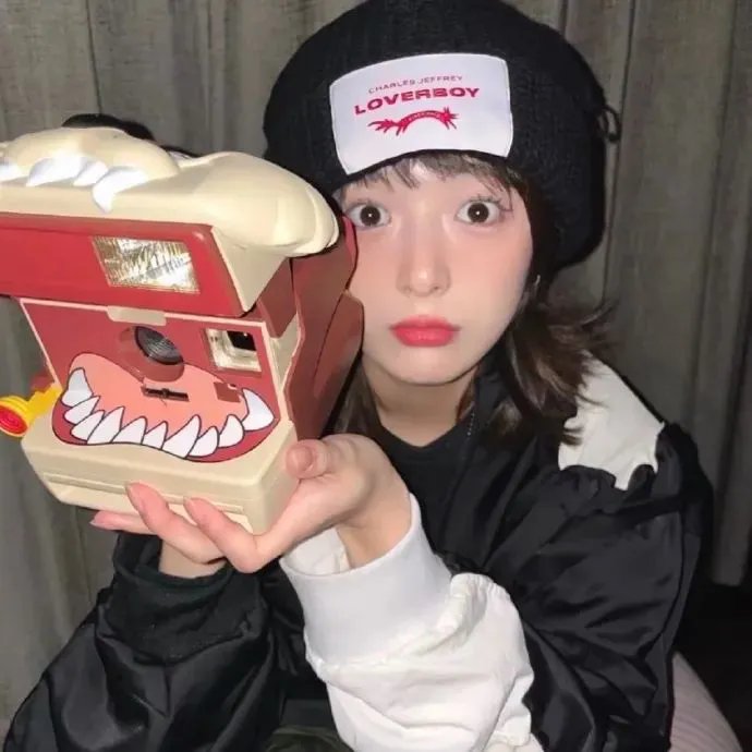 伊莉莎与玛瑟拉